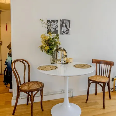 Spacious Studio Near Montmartre Apartment *